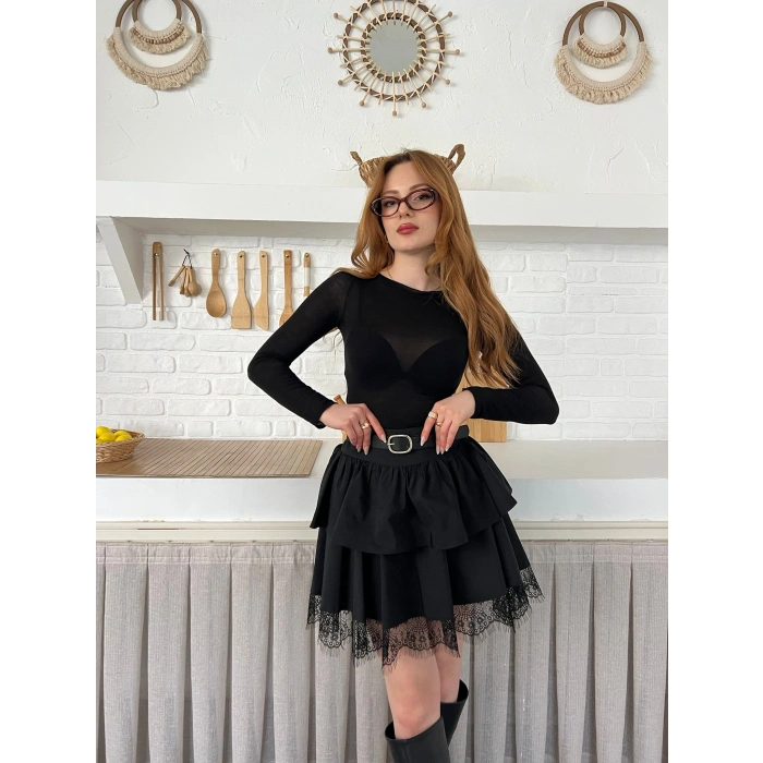 Kemer Detaylı Dantelli Etek Siyah