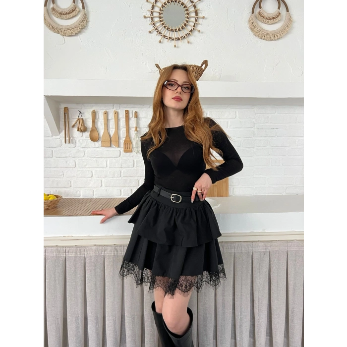 Kemer Detaylı Dantelli Etek Siyah