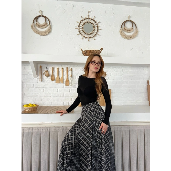 İçi Astarlı Desenli Şifon Etek Siyah