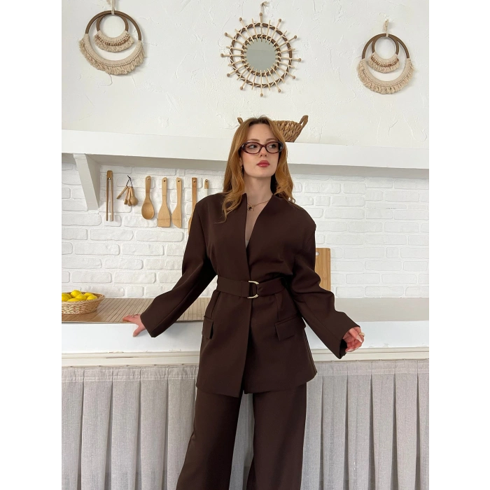 Gold Kemer Detaylı Tasarım Yaka Takım Kahve