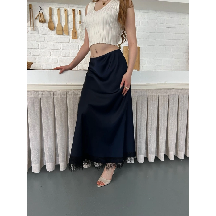 Dantel Detaylı Saten Maxi Etek Lacivert