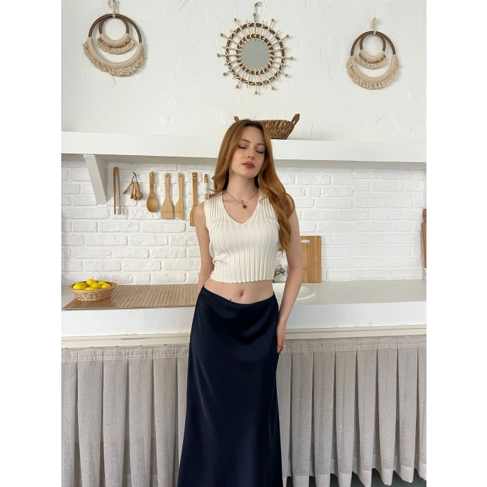 Dantel Detaylı Saten Maxi Etek Lacivert