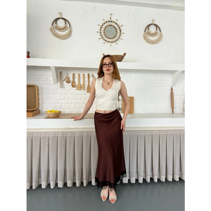 Dantel Detaylı Saten Maxi Etek Kahve