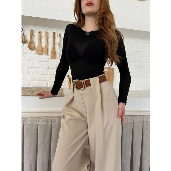 Pile Detaylı Kemerli Bol Paça Pantolon Bej