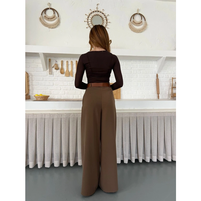 Pile Detaylı Kemerli Bol Paça Pantolon Sütlü Kahve
