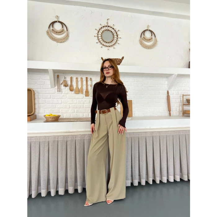 Pile Detaylı Kemerli Bol Paça Pantolon Vizon