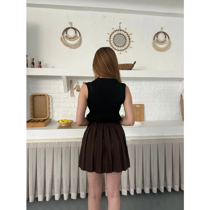 Piliseli İçi Şortlu Kemerli Etek Acı Kahve