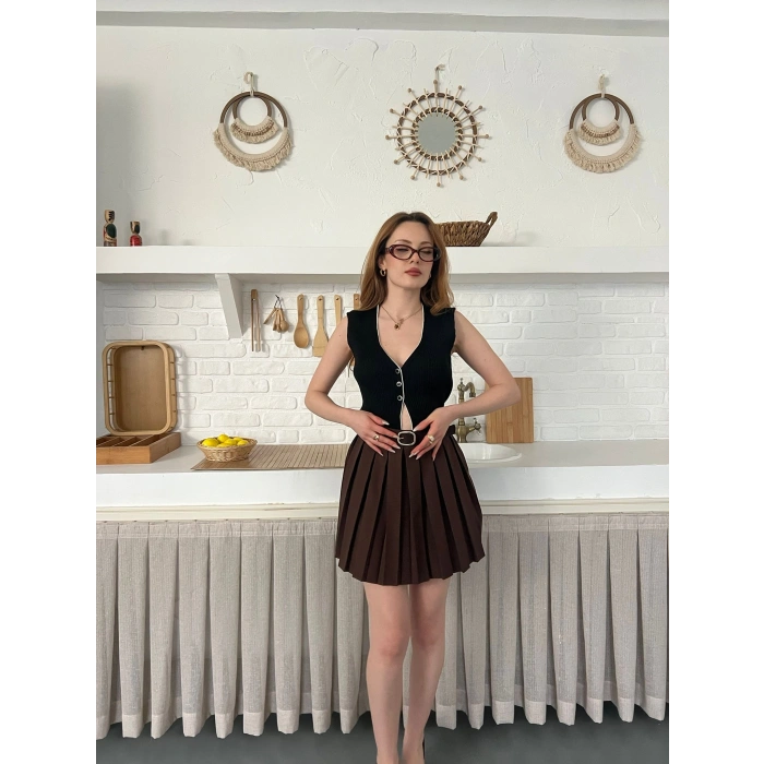 Piliseli İçi Şortlu Kemerli Etek Acı Kahve