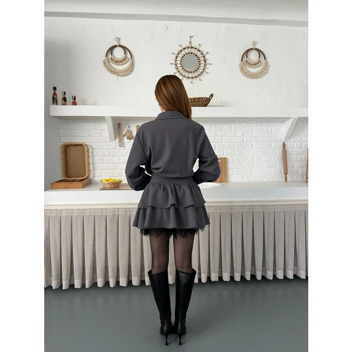 Dantel Detaylı Kemerli Mini Elbise Gri