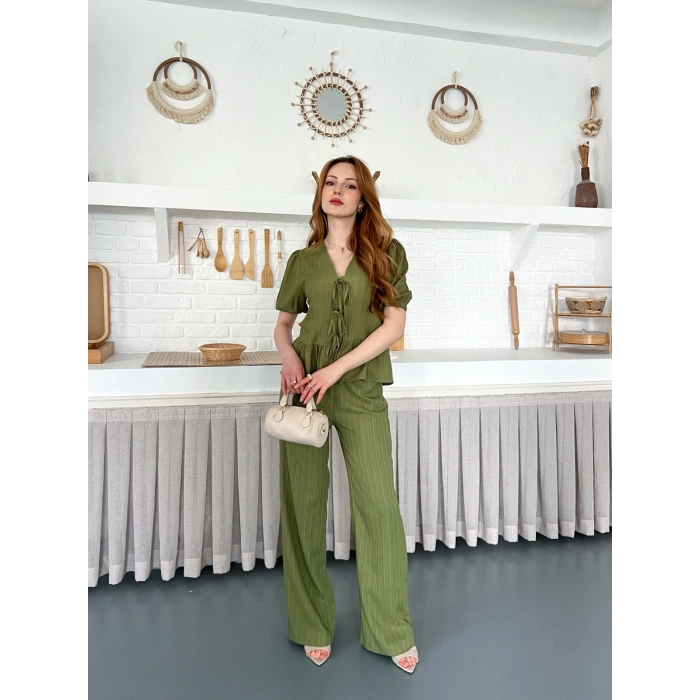 Çilek Kumaş Önden Bağlamalı Takım Yeşil