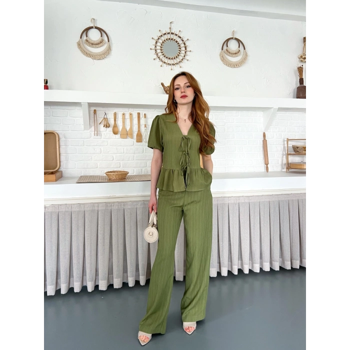 Çilek Kumaş Önden Bağlamalı Takım Yeşil