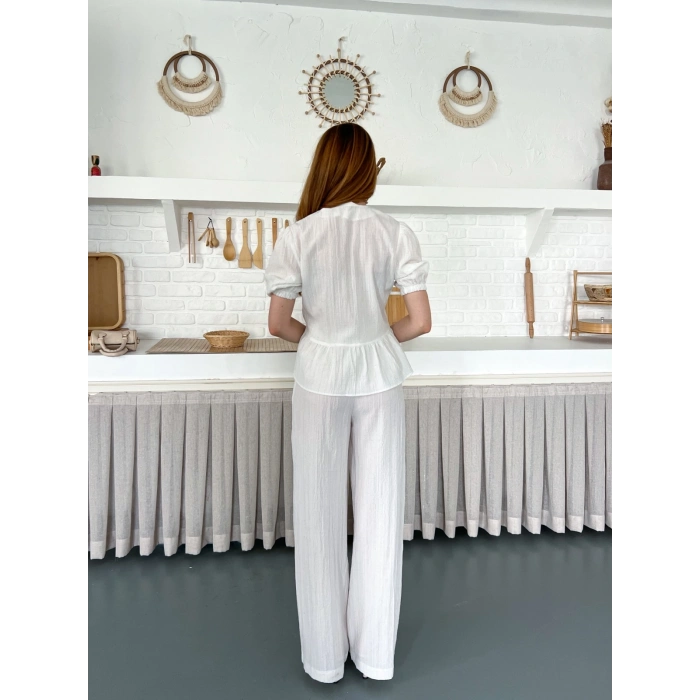 Çilek Kumaş Önden Bağlamalı Takım Beyaz