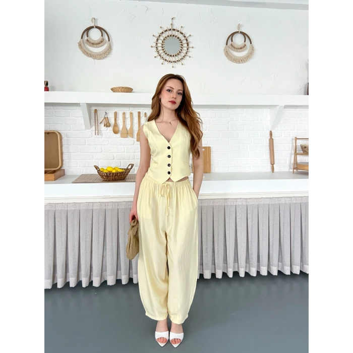 Çilek Kumaş Yelekli Takım Sarı