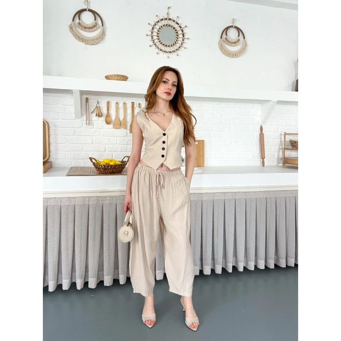 Çilek Kumaş Yelekli Takım Bej