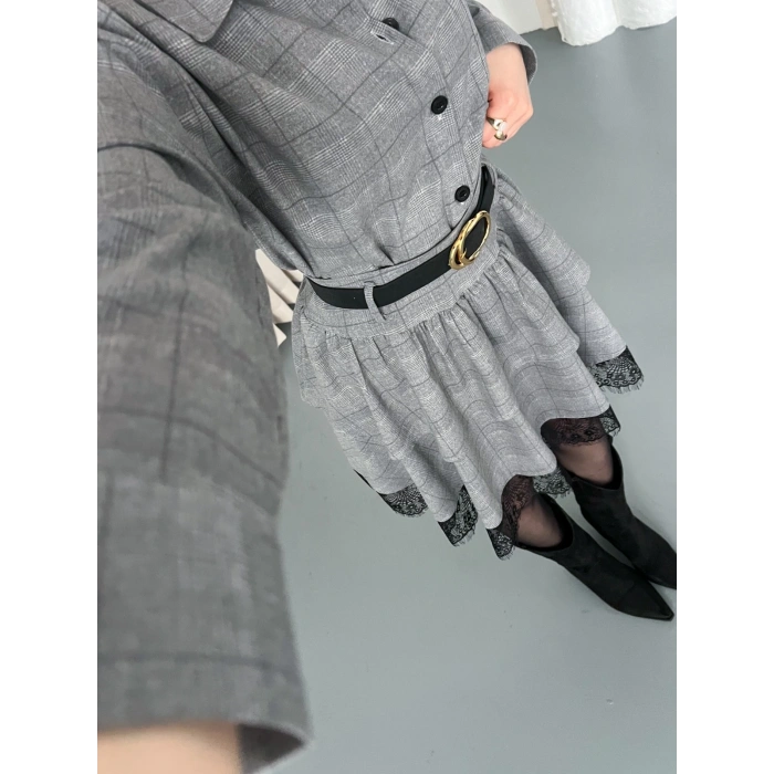 Kemer Detaylı Ekose Kumaş Dantel Etekli Takım Gri