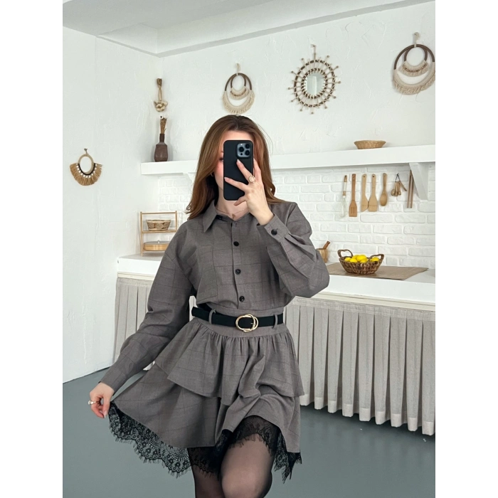 Kemer Detaylı Ekose Kumaş Dantel Etekli Takım Kahve