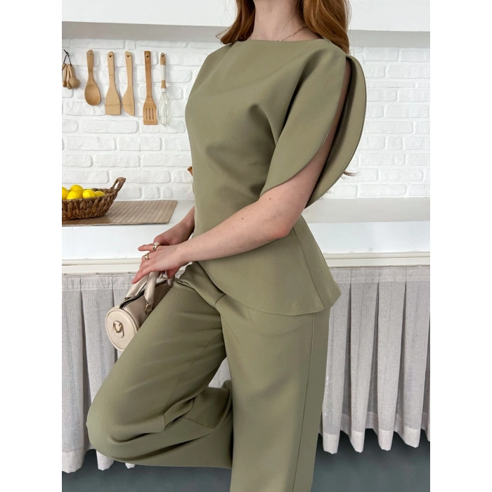Omuz Detaylı Pantolonlu Takım Haki