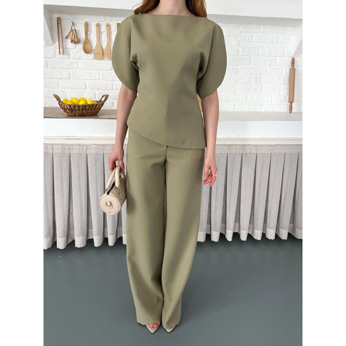 Omuz Detaylı Pantolonlu Takım Haki