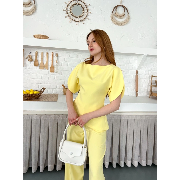Omuz Detaylı Pantolonlu Takım Sarı