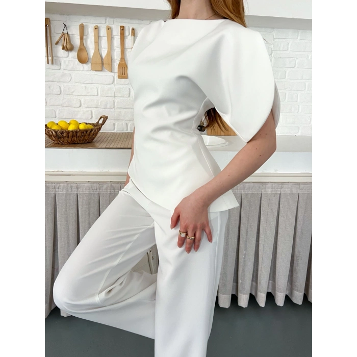 Omuz Detaylı Pantolonlu Takım Beyaz