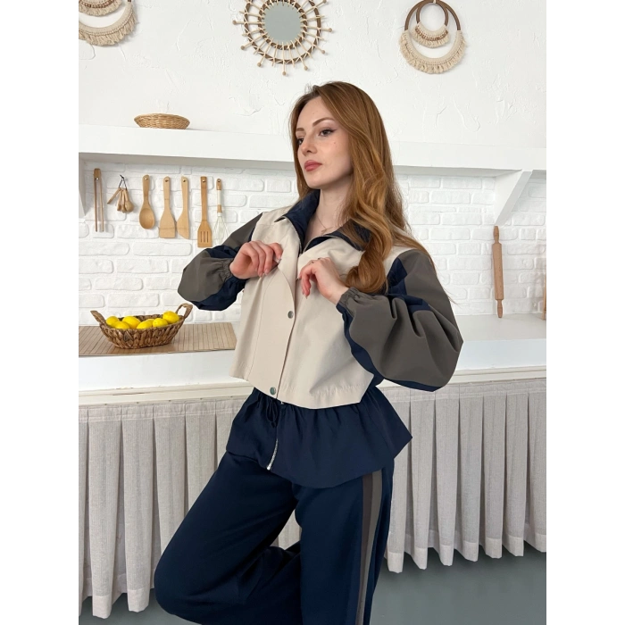 Blok Renk Tasarımlı Çıtçıt Detaylı Bel Lastikli Takım Bej