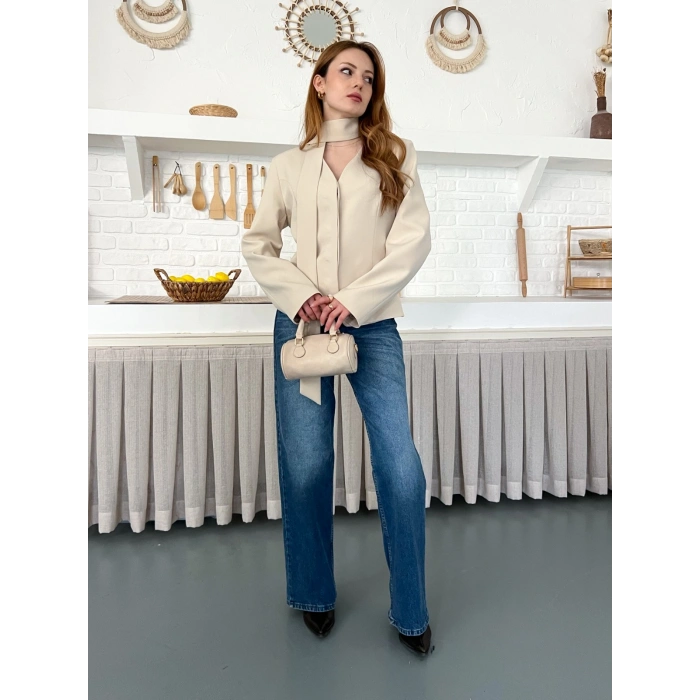 Fular Detaylı Düğmeli Ceket Bej