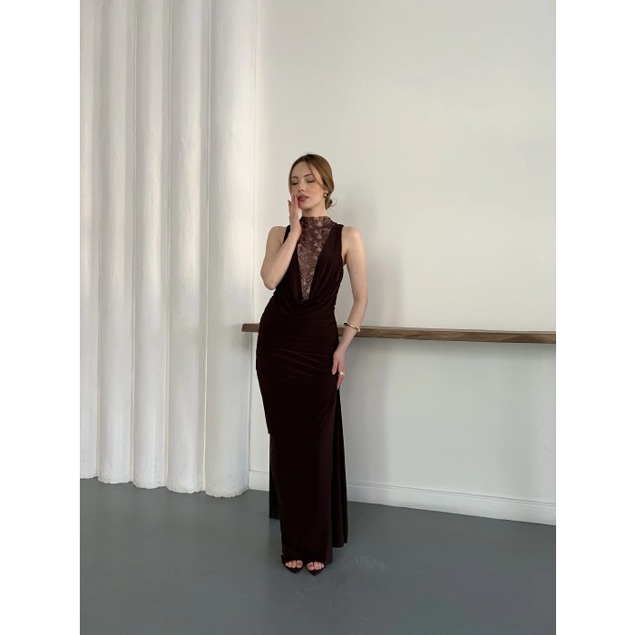 Dantel Detaylı Drapeli Couture Gece Elbisesi Kahve