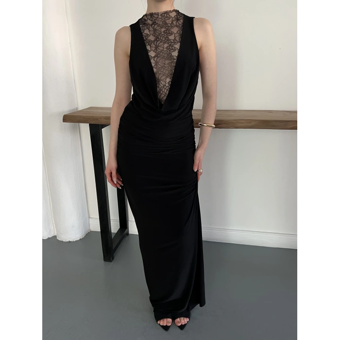 Dantel Detaylı Drapeli Couture Gece Elbisesi Siyah