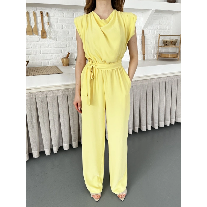 Kuşaklı Yaka Detaylı Zarif Tulum Sarı