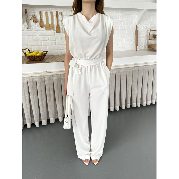 Kuşaklı Yaka Detaylı Zarif Tulum Beyaz