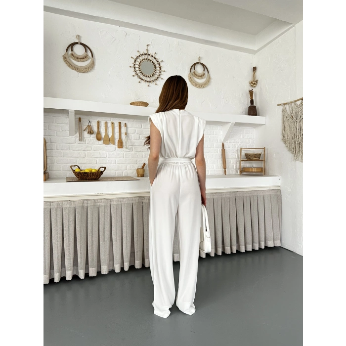 Kuşaklı Yaka Detaylı Zarif Tulum Beyaz