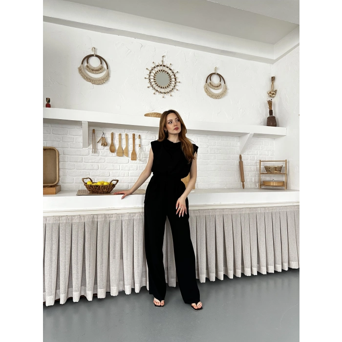 Kuşaklı Yaka Detaylı Zarif Tulum Siyah