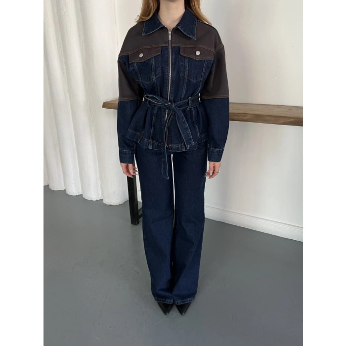 Bel Kuşaklı Fermuar Detaylı Denim Takım