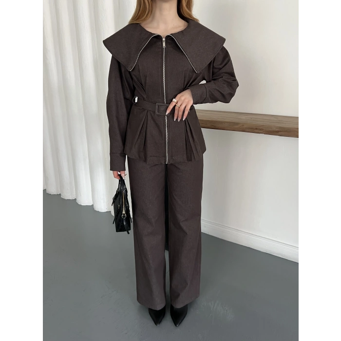 Yaka Detaylı Fermuarlı Tasarım Denim Takım Kahve