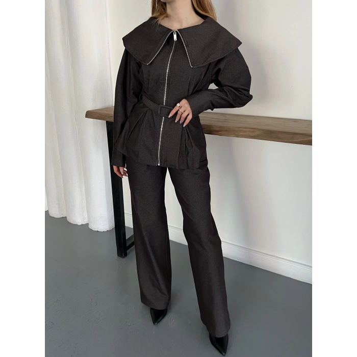 Yaka Detaylı Fermuarlı Tasarım Denim Takım Acı Kahve