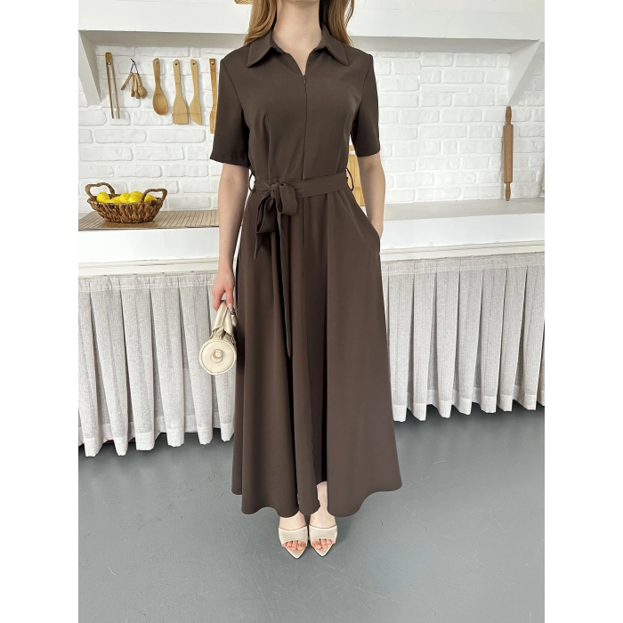 Ön Fermuar Detaylı Bel Kuşaklı Modal Kumaş Elbise Kahve
