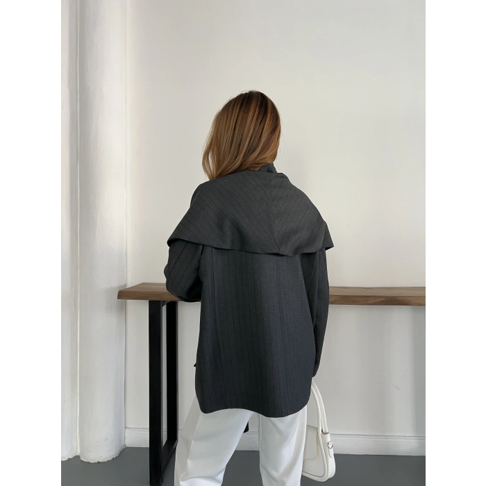 Çizgi Desen Önden Bağlamalı Tasarım Ceket Gri