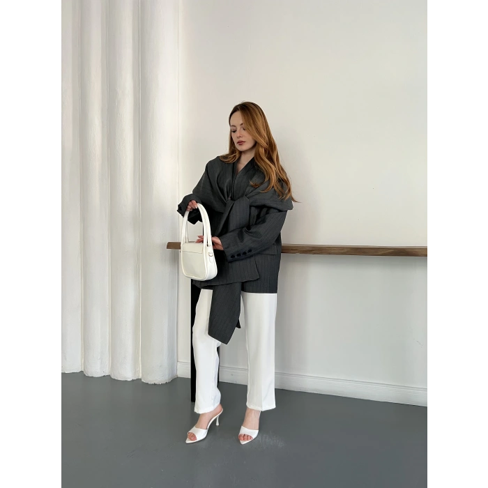 Çizgi Desen Önden Bağlamalı Tasarım Ceket Gri