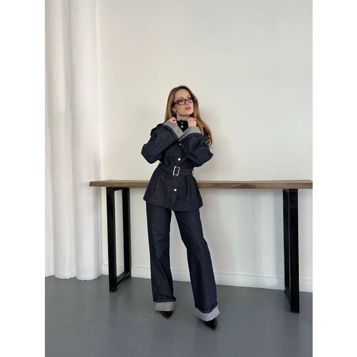 Kemerli Düğme Detaylı Yüksek Yaka Denim Takım Lacivert