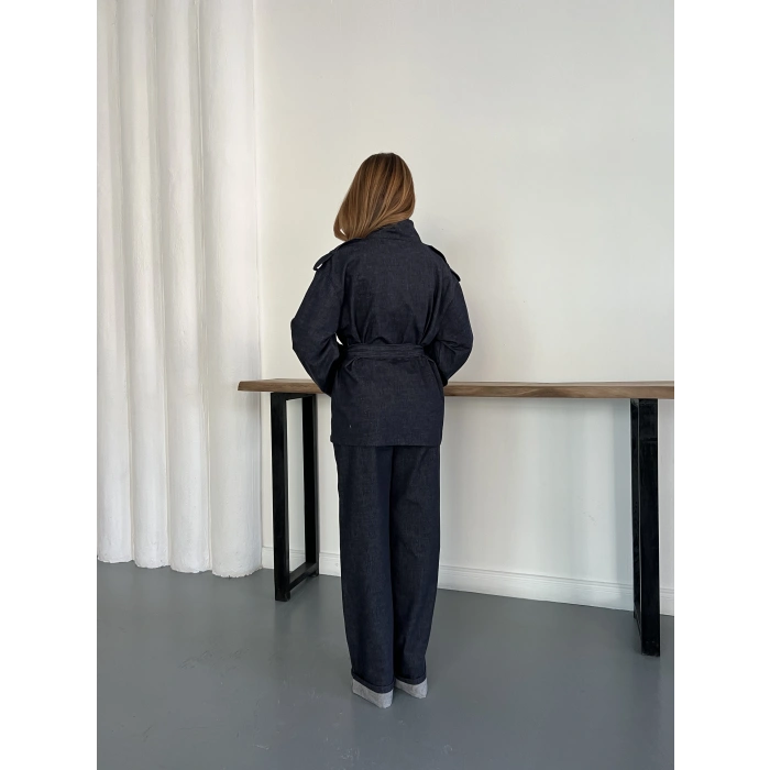 Kemerli Düğme Detaylı Yüksek Yaka Denim Takım Lacivert