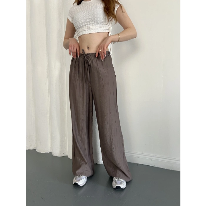 Çilek Kumaş Yüksek Bel Rahat Kalıp Pantolon Kahve