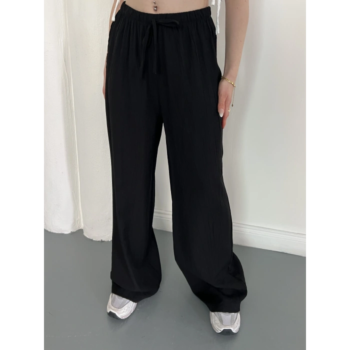 Çilek Kumaş Yüksek Bel Rahat Kalıp Pantolon Siyah