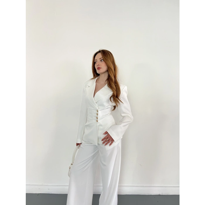 Düğme Detaylı Doublu Kumaş Tasarım Takım Beyaz