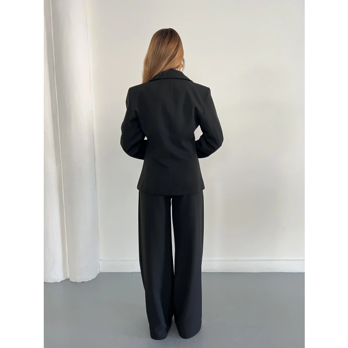 Düğme Detaylı Doublu Kumaş Tasarım Takım Siyah