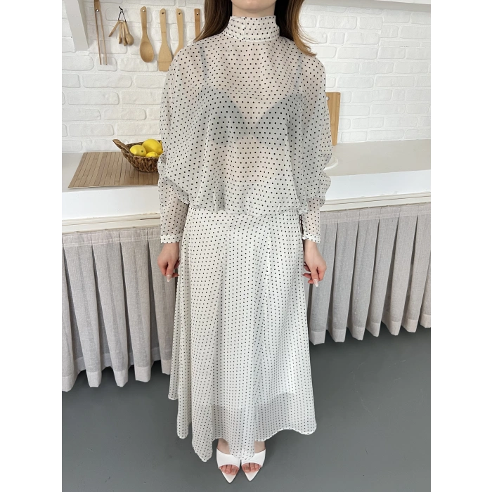 Transparan Puantiyeli Etekli Takım Beyaz