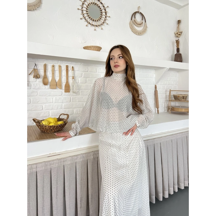 Transparan Puantiyeli Etekli Takım Beyaz