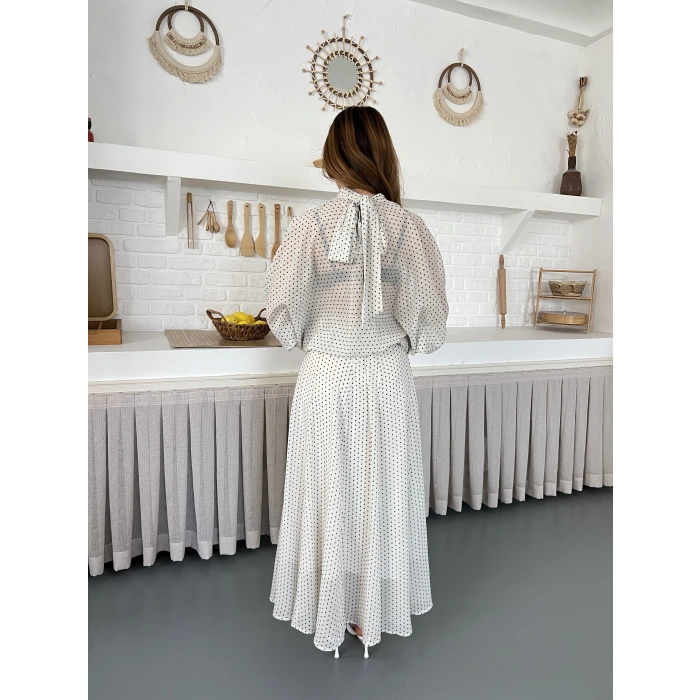 Transparan Puantiyeli Etekli Takım Beyaz