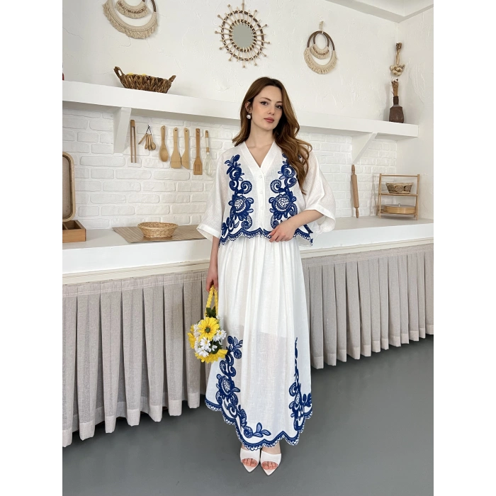 Nakış İşlemeli Keten İçi Astarlı Etekli Takım Beyaz