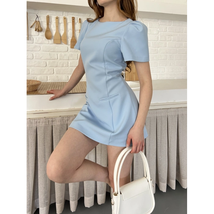 Minimal Çizgisi ve Modern Omuz Detaylı Mini Elbise Turkuaz