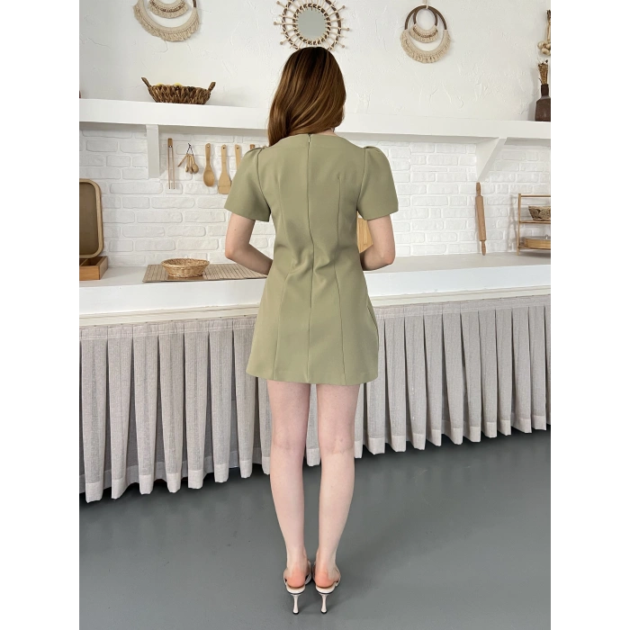 Minimal Çizgisi ve Modern Omuz Detaylı Mini Elbise Yeşil